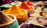 خودداری از خرید ادویه های فله ای